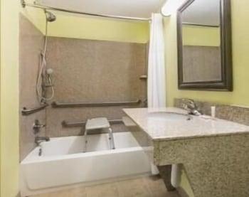 Days By Wyndham Hotel 3*