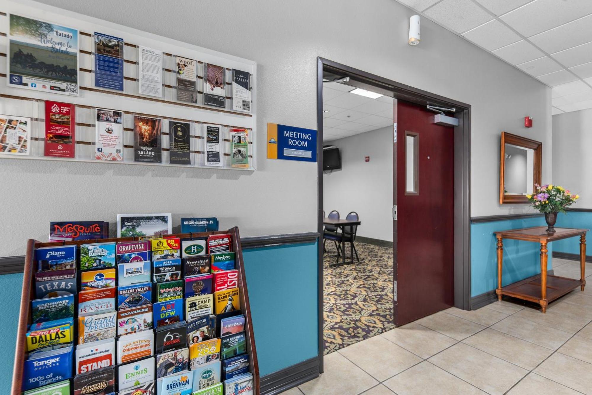 Hotel Days By Wyndham Salado